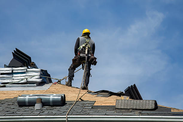 Professional Gutter Installation technician working in Harriman, NY